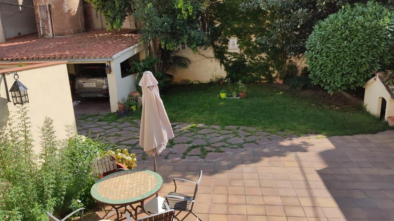 Casa Mo Apartment Sabadell Bagian luar foto
