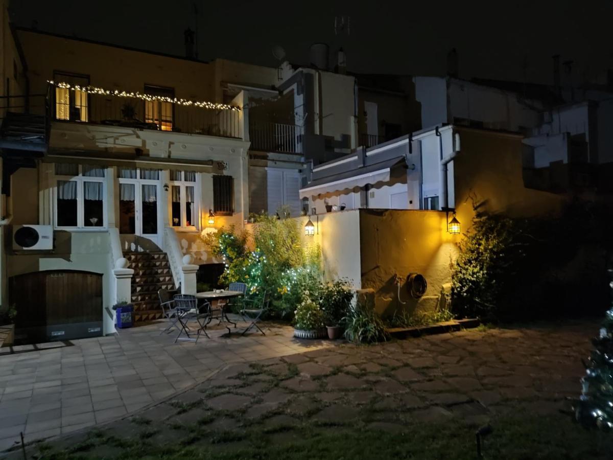 Casa Mo Apartment Sabadell Bagian luar foto